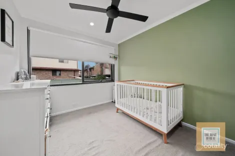 Property photo of 22 Books Crescent McGraths Hill NSW 2756