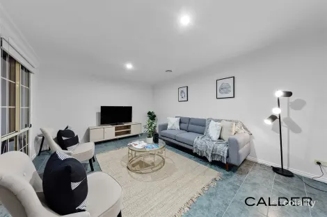 Property photo of 28 Boyden Square Roxburgh Park VIC 3064