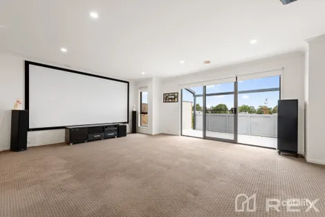 Property photo of 9 Optima Street Officer VIC 3809