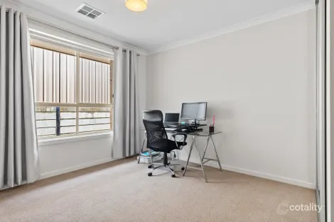 Property photo of 12 Beachport Road Seaford Rise SA 5169