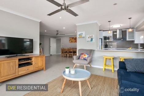 203b Kitchener Rd, Booragoon, WA 6154