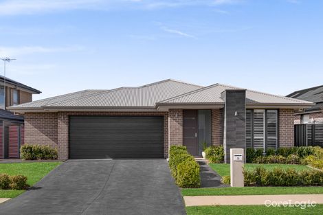 Property photo of 8 Antico Way Oran Park NSW 2570