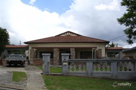 Property photo of 34 Burrell Crescent Dapto NSW 2530