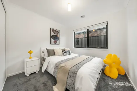 Property photo of 30 Clear Drive Tarneit VIC 3029