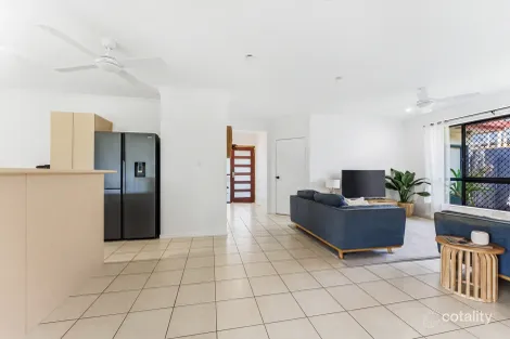 Property photo of 17 Angor Road Trinity Park QLD 4879