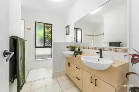 Property photo of 17 Angor Road Trinity Park QLD 4879