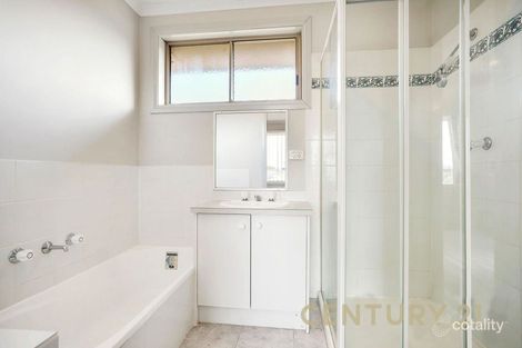 Property photo of 2/1094 Heatherton Road Noble Park VIC 3174