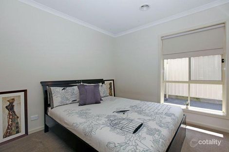 Property photo of 12 Raymond Street Lalor VIC 3075