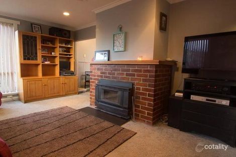 Property photo of 1 Maxfield Court Devonport TAS 7310