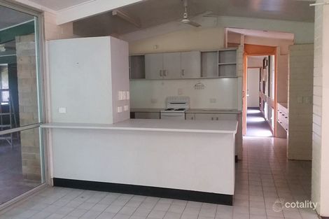 Property photo of 7 Allowgu Walk Rocky Point QLD 4874