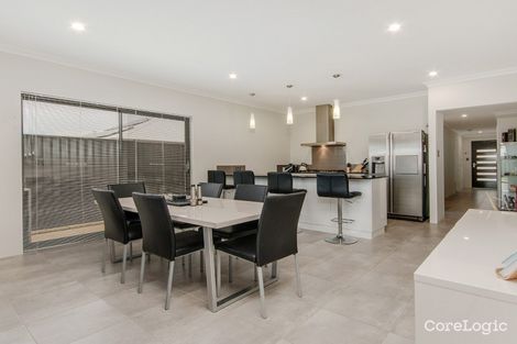 Property photo of 28 Holbeck Way Baldivis WA 6171