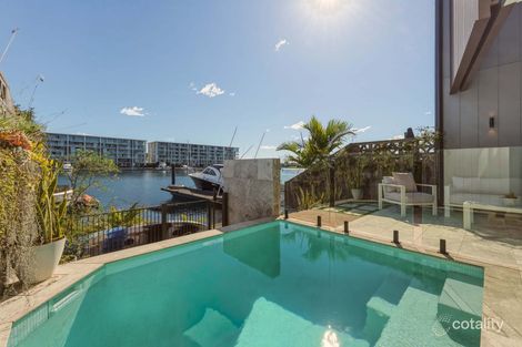 Property photo of 11 Quay Circuit Newport QLD 4020