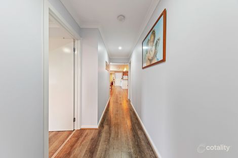Property photo of 1 Illawarra Way Pakenham VIC 3810
