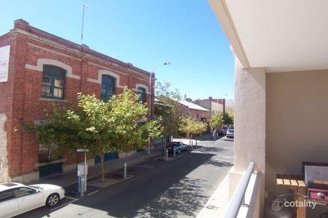 Property photo of 4/5 Bannister Street Fremantle WA 6160