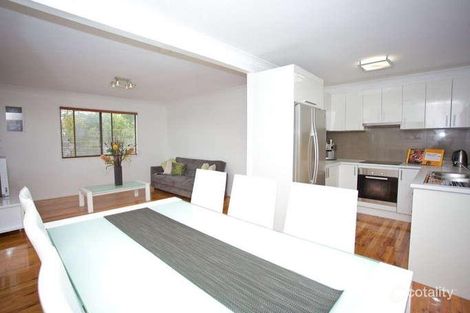 Property photo of 31 Killara Crescent Kippa-Ring QLD 4021