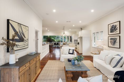 Property photo of 9 Hardwick Terrace Bardon QLD 4065