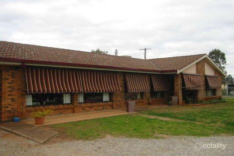 50 Pullmans Rd, Moore Creek, NSW 2340