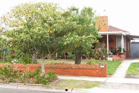 33 Bertha St, Springvale, VIC 3171