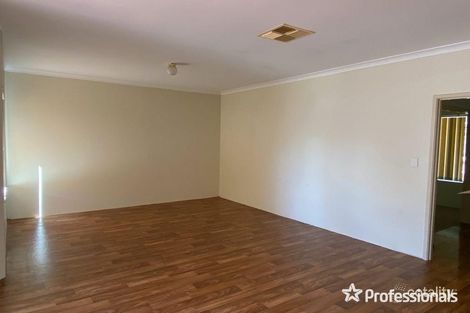 Property photo of 35 Guillardon Terrace Madora Bay WA 6210