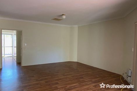 Property photo of 35 Guillardon Terrace Madora Bay WA 6210