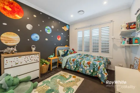 Property photo of 30 Spinnaker Boulevard Newport QLD 4020