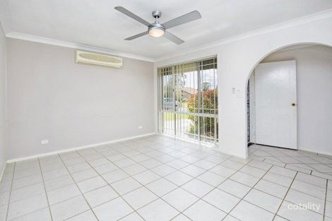 Property photo of 28 Nolan Crescent Metford NSW 2323
