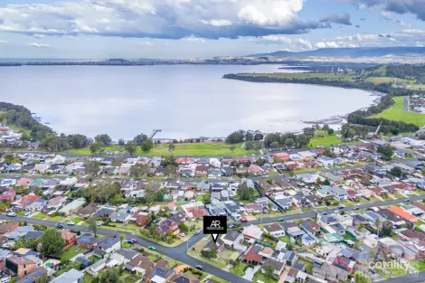 Property photo of 2 Rogers Avenue Kanahooka NSW 2530