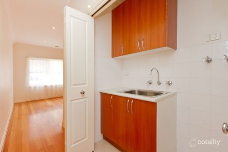 Property photo of 2A James Street Glen Huntly VIC 3163