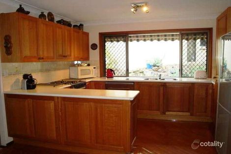 Property photo of 30 Camden Court Helensvale QLD 4212