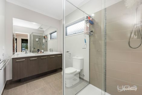 Property photo of 23 Moore Drive Fraser Rise VIC 3336