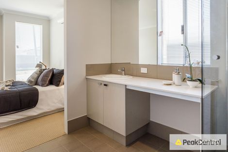 Property photo of 3 Caraway Street Treeby WA 6164
