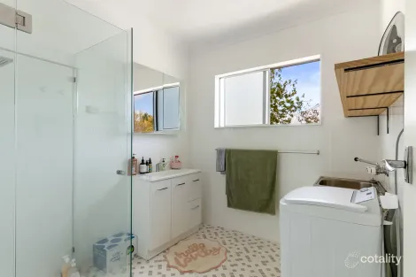 Property photo of 126 Bridge Street Uralla NSW 2358