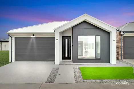 12 Glory St, Thornhill Park, VIC 3335