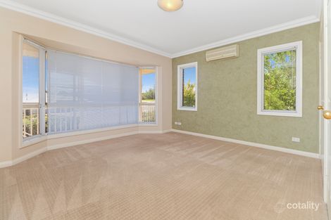Property photo of 8 Kyalla Place Bourkelands NSW 2650