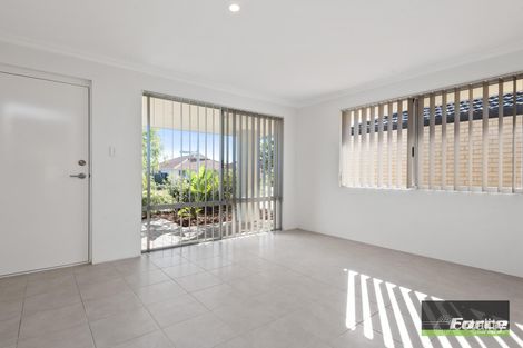 Property photo of 20 Serrata Road Banksia Grove WA 6031