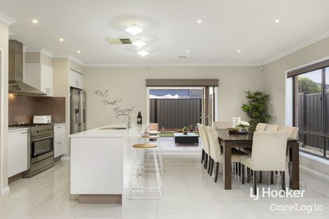 Property photo of 16 Elegante Road Point Cook VIC 3030
