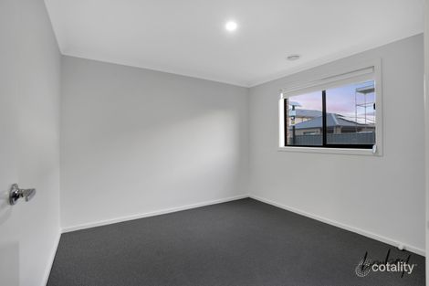 Property photo of 9 Leyburn Parade Wollert VIC 3750