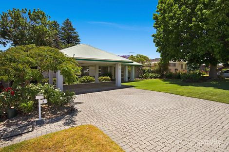Property photo of 3 Klem Road Ardross WA 6153