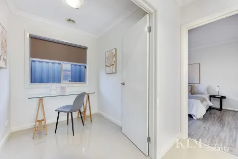 Property photo of 8 Evergreen Crescent Craigieburn VIC 3064