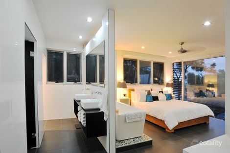 Property photo of 5 Harbour Avenue Shute Harbour QLD 4802