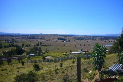 Property photo of 13 Stokes Court Summerholm QLD 4341