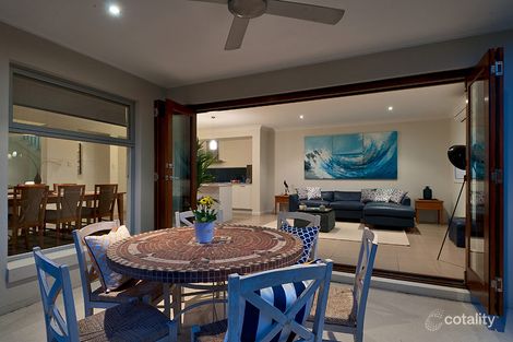 Property photo of 5 Gum Court Burleigh Waters QLD 4220