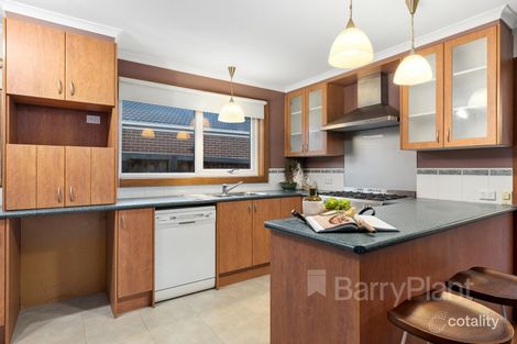 Property photo of 9 Greenock Crescent Wantirna VIC 3152