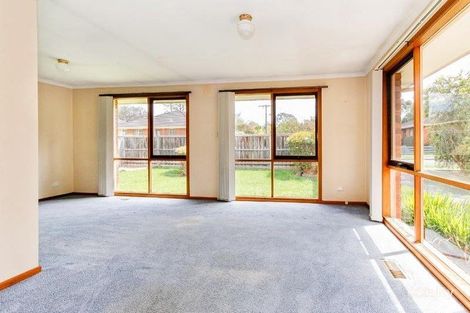 Property photo of 1/10 Moira Grove Glen Waverley VIC 3150