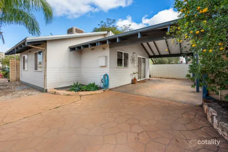 8a Hewitt St, South Kalgoorlie, WA 6430