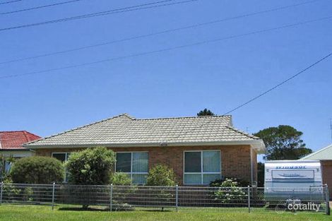 4 Harry St, Belmont South, NSW 2280