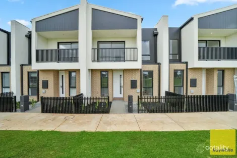 Property photo of 7 Andre Walk Truganina VIC 3029