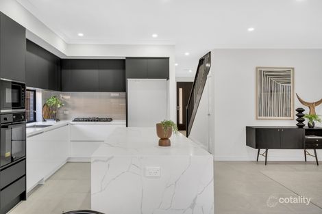 Property photo of 2/9 Palmyra Street Greenvale VIC 3059