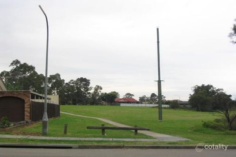 8a Sweethaven Rd, Greenfield Park, NSW 2176