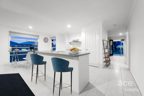Property photo of 36 Fantail Crescent Williams Landing VIC 3027